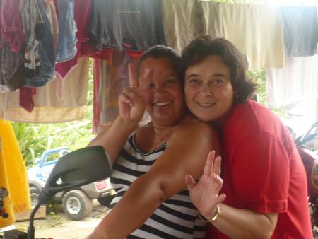 maman et tatie brigitte sur le quad